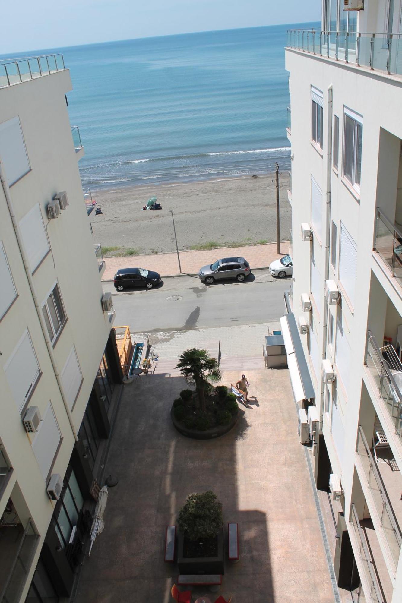Blue & Apartment *